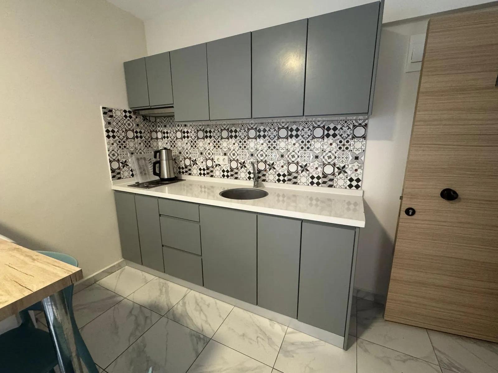Zu vermieten 1+1 Wohnung – mit hohem Eingang – Siteler Viertel