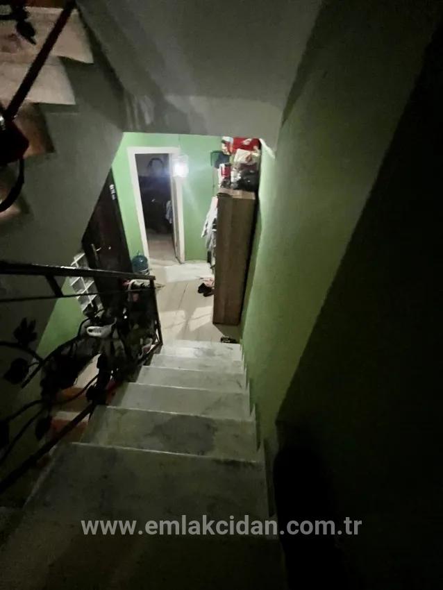 Marmaris Wald Techniker Seite mit verkaufbarer 3+2 Villa