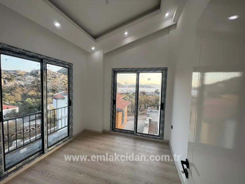 Marmaris Bozburun Stadtteil In dem atemberaubenden Meeresblick 4+1 Null 170 m2 satılık Villa