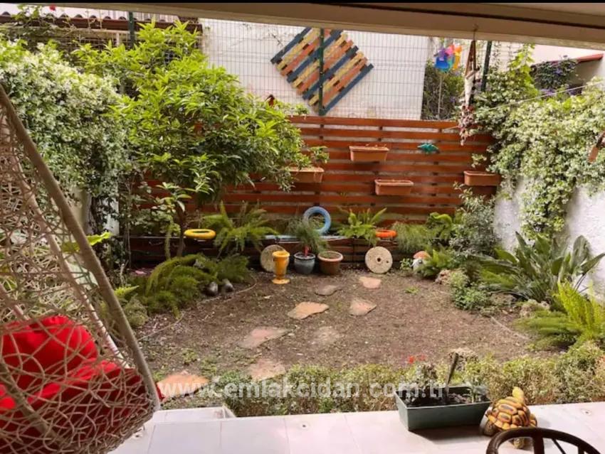 Am Strand Nähe Garten 2+1 Stock Eigentumswohnung Zum Verkauf – Çildır Mahallesi