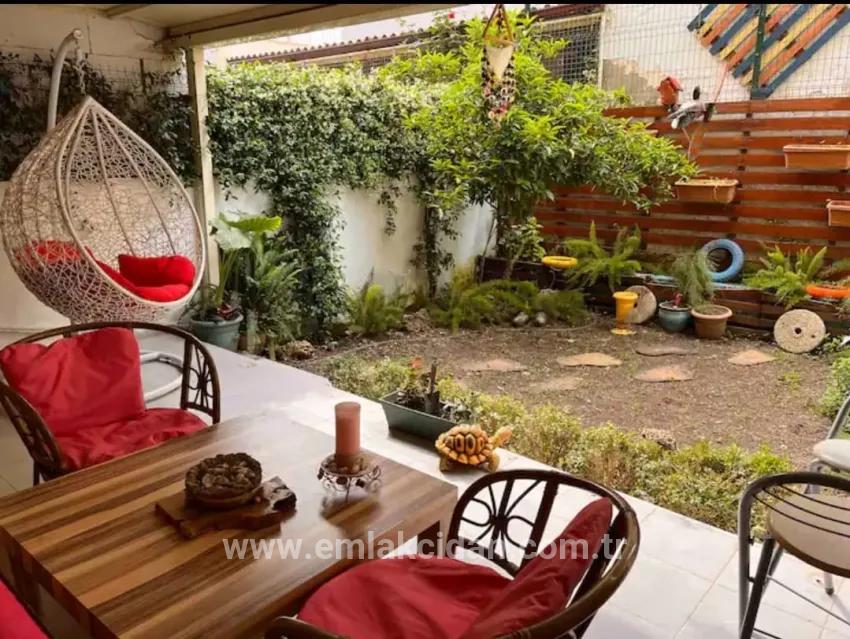 Am Strand Nähe Garten 2+1 Stock Eigentumswohnung Zum Verkauf – Çildır Mahallesi