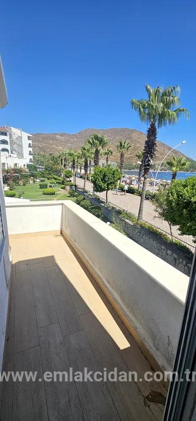 3+1-Zimmer Einfamilienhaus Zu verkaufen in İçmeler Bz. Marmaris - 200 m²