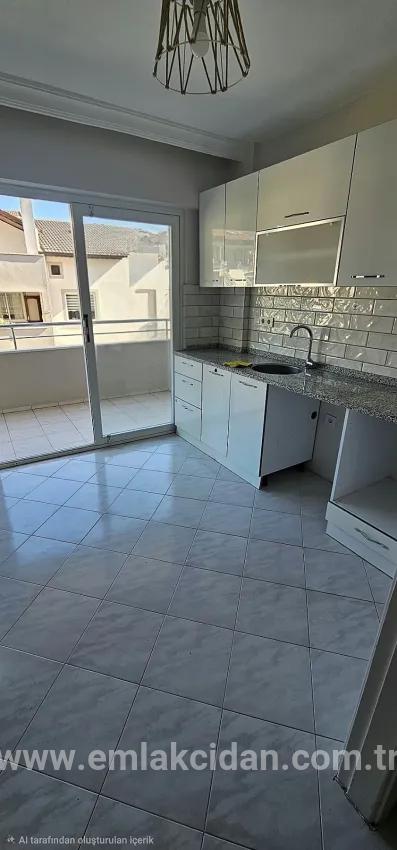 2+1-Zimmer Appartement Zu vermieten in Çıldır Bz. Marmaris - 130 m²