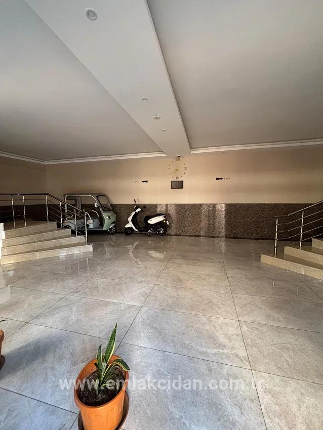 3+1-Zimmer Appartement Zu verkaufen in Armutalan Bz. Marmaris - 150 m²