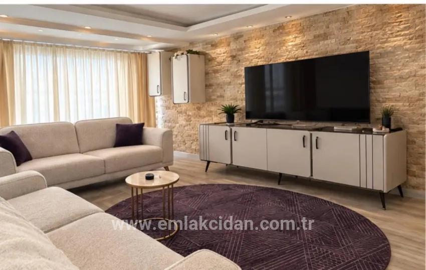 4+1-Zimmer Villa Zu verkaufen in Armutalan Bz. Marmaris - 361 m²