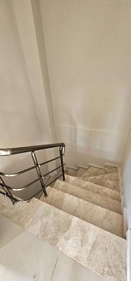 Leere 2+1-maisonette-wohnung In Beldibi Zu Vermieten – Immobilienmakler