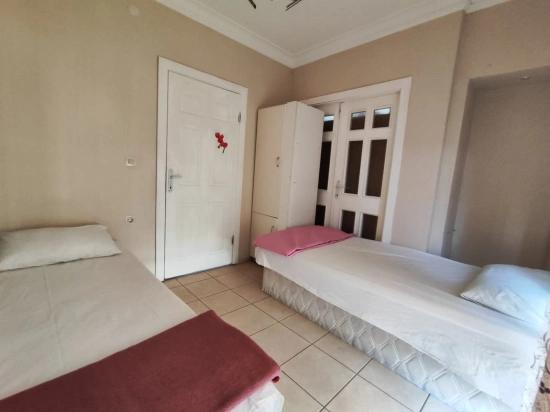 Möblierte 2+1-Zimmer-Wohnung Zur Miete Im Stadtteil Kemeraltı