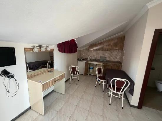 Marmaris Zentrum kiralık möbliertes 1+0 Apartment