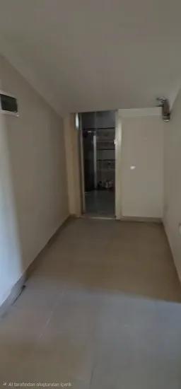 In Beldibi befindet sich In einem jungem Gebäude Im Zustand null eine luftige und große 3+1 Mietwohnung
