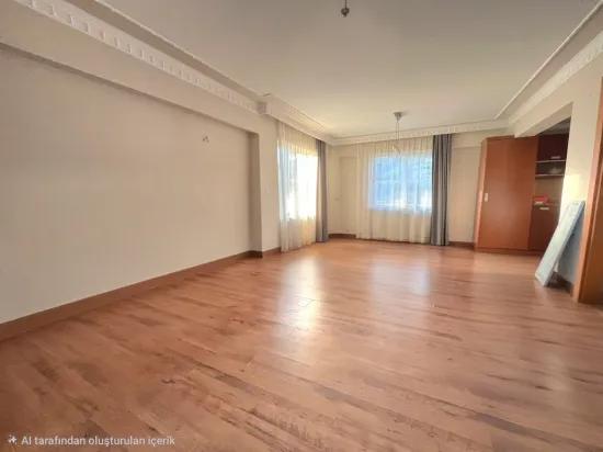 Marmaris' besten Wohngegendes mit dem prestigeträchtigsten Status zu verkaufen 3+1 Ober-doppelhaushälfte-wohnung