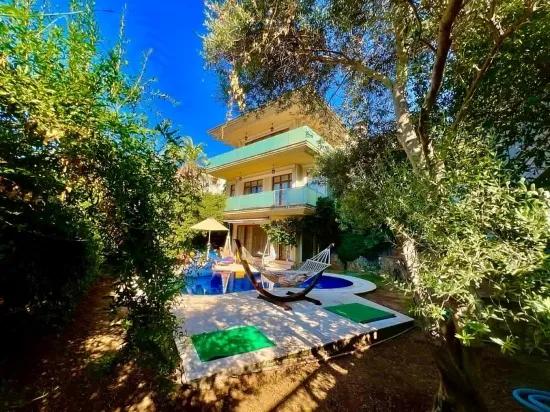 Zu verkaufen 4+2 Villa – 970 m² Grundstücksanteil – Armutalan