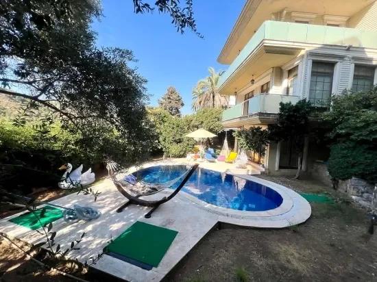 Zu verkaufen 4+2 Villa – 970 m² Grundstücksanteil – Armutalan