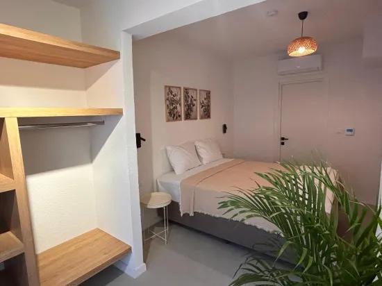 Marmaris Çıldır, 30 m zum Meer, neu, luxuriös, mit Garten, möbliert, zu vermieten, 2+1