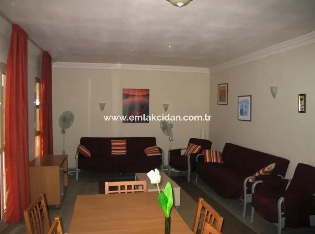 Im Bezirk Atakoy, Pool, 340M2 Bauernhaus Mit 4300M2 7 Zimmer 2 Wohnzimmer