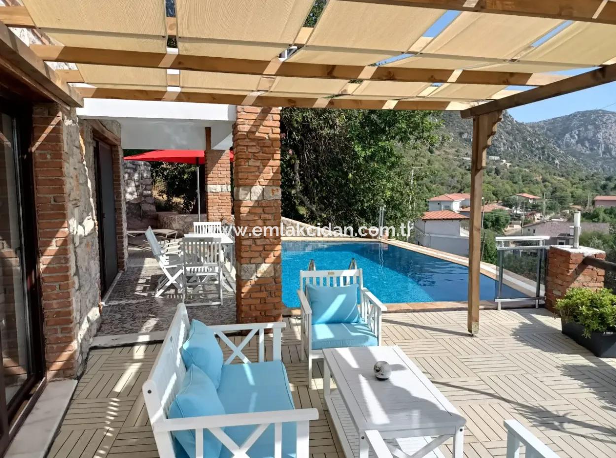 Villa Zum Verkauf In Marmaris Söğüt Village, Mit Herrlichem Meerblick, Swimmingpool, Parkplatz, 3 Zimmer, 1 Wohnzimmer, Garten, 200M2 Nutzfläche