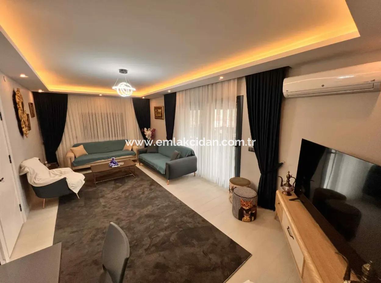 Tolles Portfolio! Die Einzigartige Natur Von Marmaris Und Seine Lage In Der Nähe Des Zentrums. 5 Einheiten Von 2 1 Voll Möblierten Wohnungen, Die Für Die Vermietung Von Unternehmen Im Gebäude Geeignet Sind