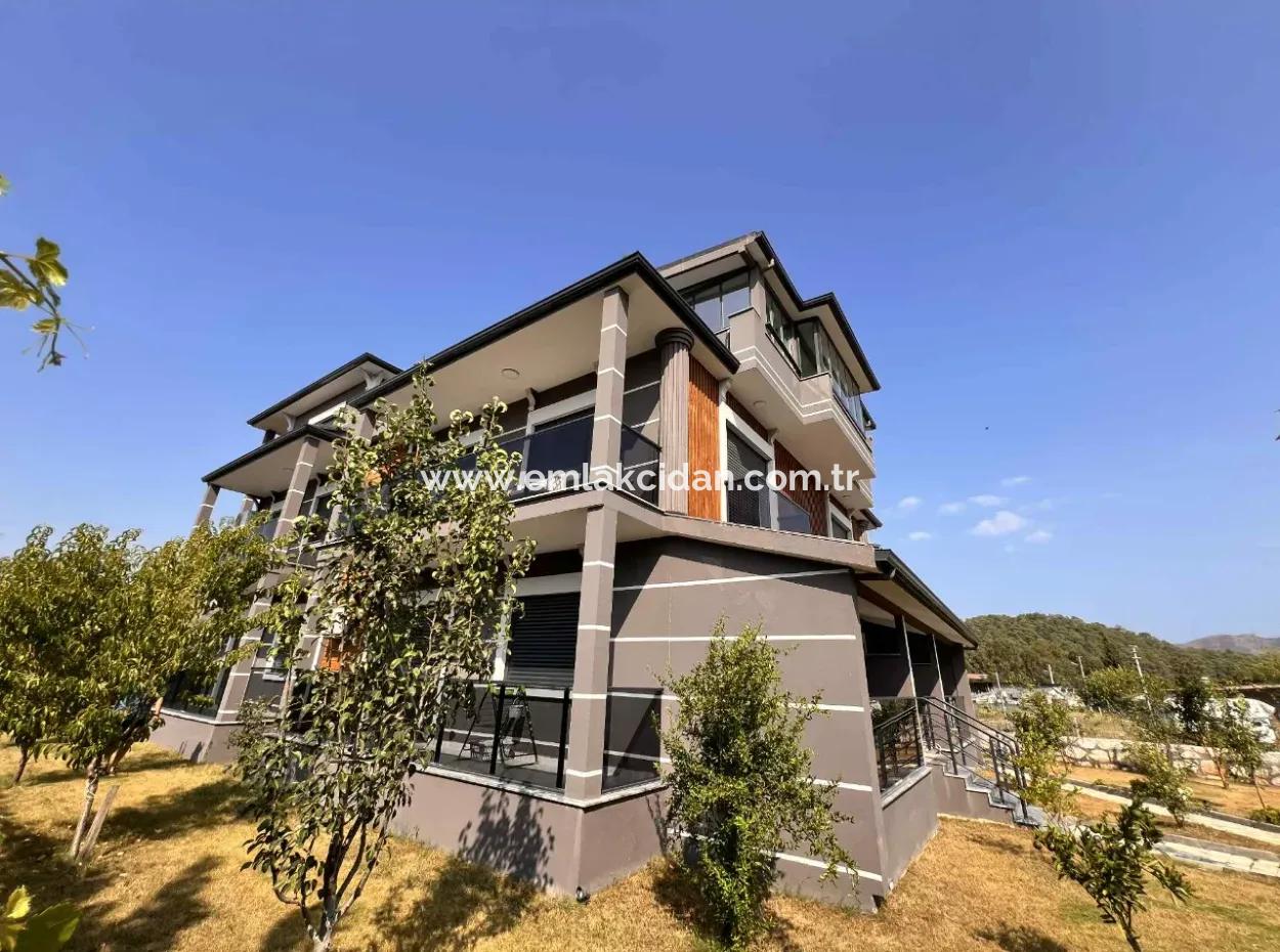 Tolles Portfolio! Die Einzigartige Natur Von Marmaris Und Seine Lage In Der Nähe Des Zentrums. 5 Einheiten Von 2 1 Voll Möblierten Wohnungen, Die Für Die Vermietung Von Unternehmen Im Gebäude Geeignet Sind