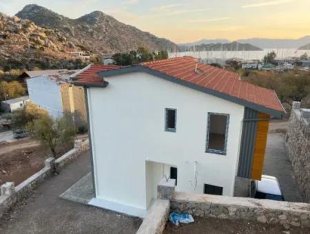 Villa Zum Verkauf In Marmaris Bozburun Nachbarschaft Mit Meerblick, Freistehendem Garten, Parkplatz