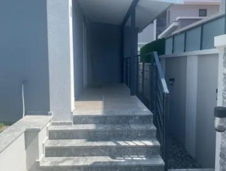 Marmaris Çamdibi 5 1 Voll Freistehende Pool, Möblierte Dreifachvilla Zu Mieten