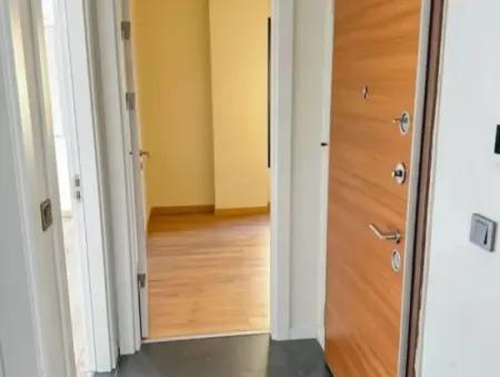 Çıldır Viertel 2 1 Jahre Alte Wohnung Zum Verkauf Mit 1 Hohem Eingangsparkplatz