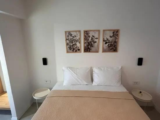 Marmaris Çıldır, 30 m Zum Meer, Neu, Luxuriös, Mit Garten, Möbliert, Zu Vermieten, 2+1