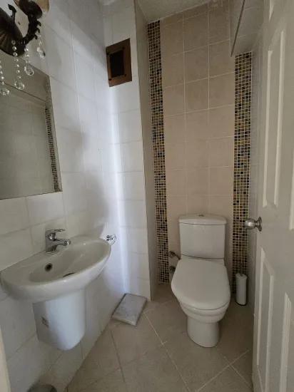3+1 Zu Vermietende Wohnung Im Jungen Gebäude Im Viertel Çıldır