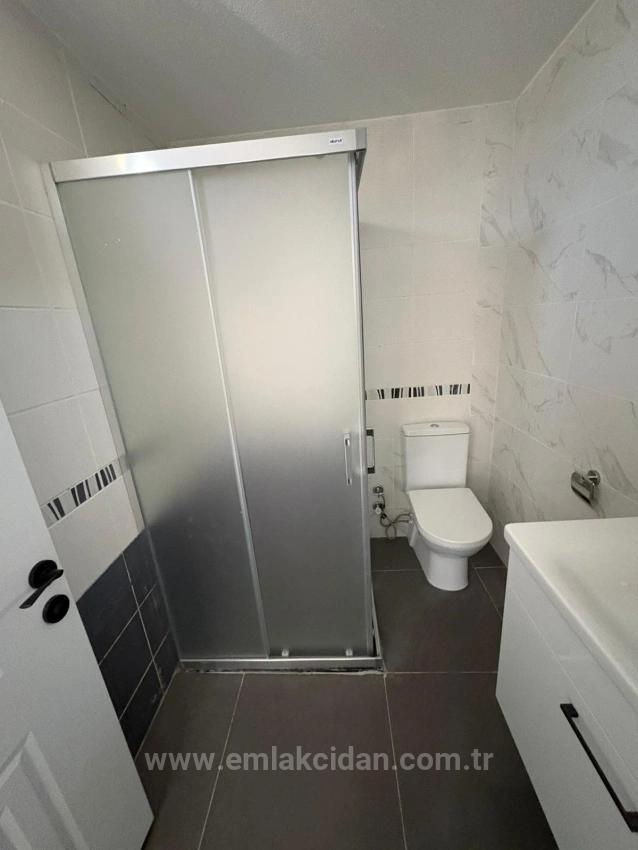 4+1 Duplex Apartment For Rent In Çamdibi Neighborhood (Vacant)