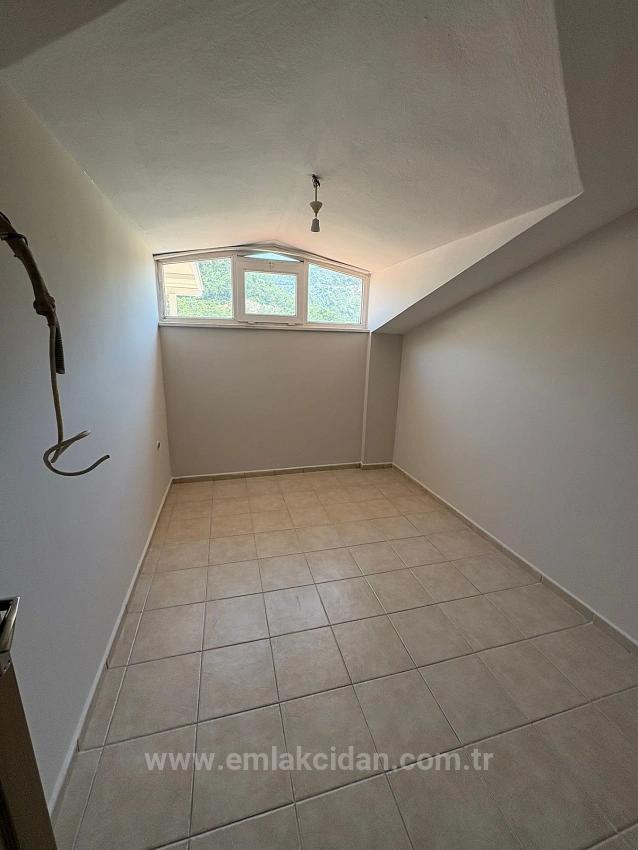 4+1 Duplex Apartment For Rent In Çamdibi Neighborhood (Vacant)