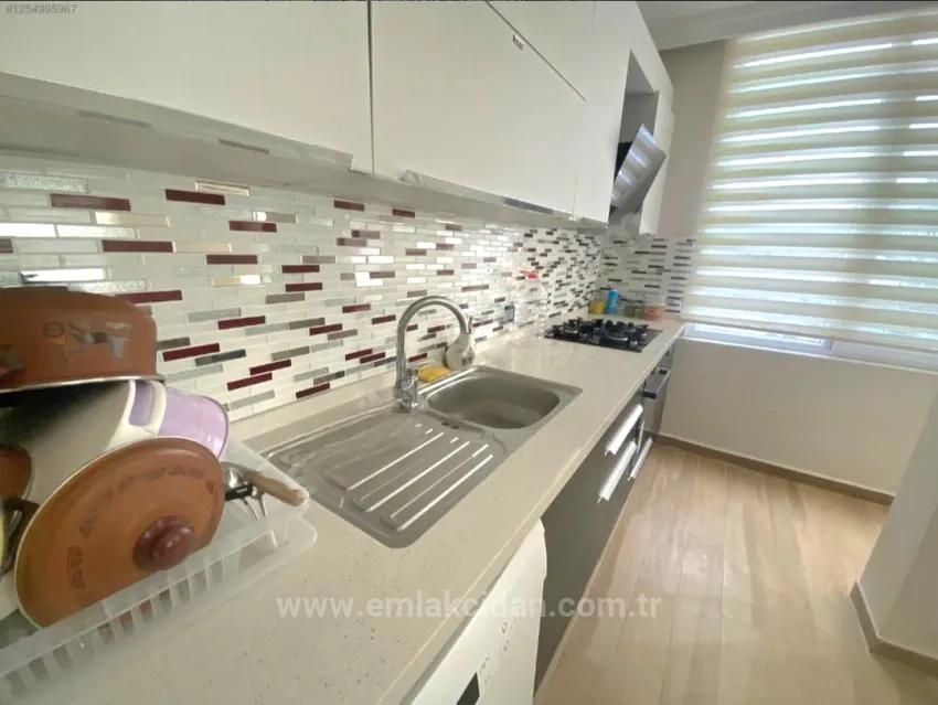 In The Kemeraltı Neighbourhood, 2+1 Furnished Rental Flat