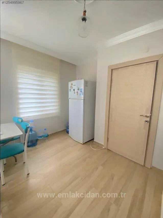 In The Kemeraltı Neighbourhood, 2+1 Furnished Rental Flat