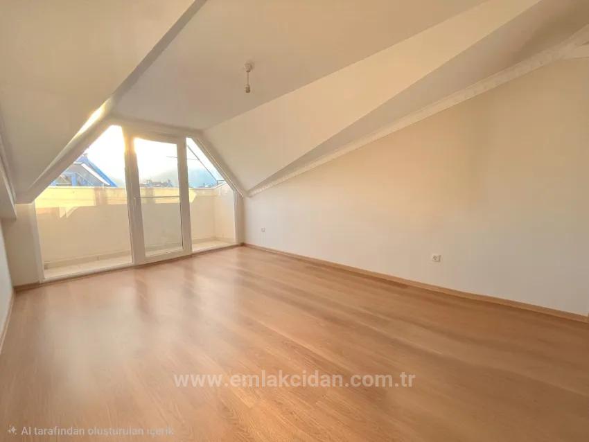In Camiavlu Mahallesi, A 3+1 Rental Flat In A Complex With A Swimming Pool