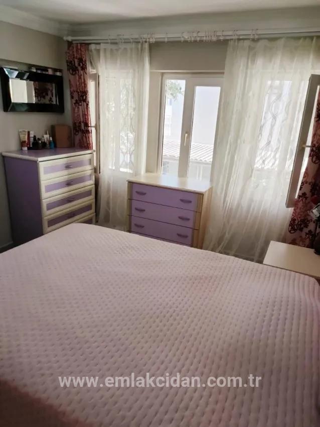 In Çildır neighbourhood, a 2+1 storey garden-owned flat for sale