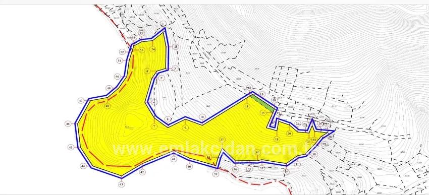 In the Marmaris Bozburun neighbourhood on a 32,000m2 plot of land Berthed yacht mooring place with names allocated