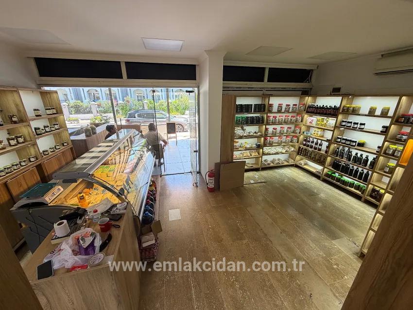 Armutalan centre for sale 50 m2 street above shop