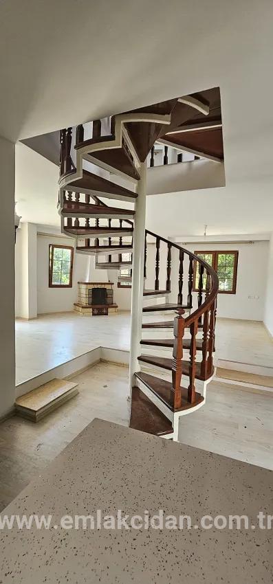 3+1 Bedroom Villa For sale in Armutalan Nbh. Marmaris - 160 m²