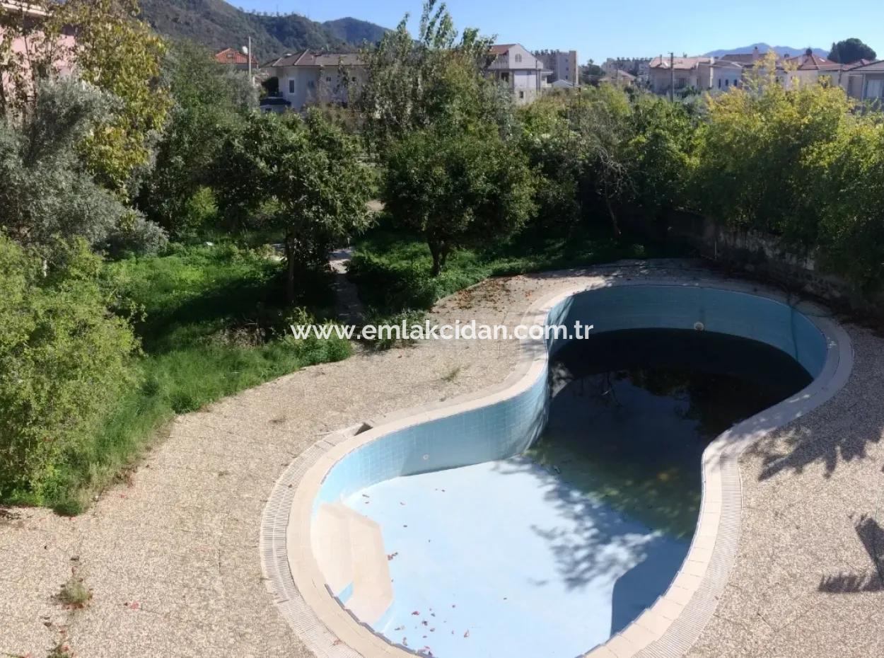10 Bedroom 2 With Pool In The Centre Of Marmaris.2500M2 Plot Is For Sale In Our Estate.