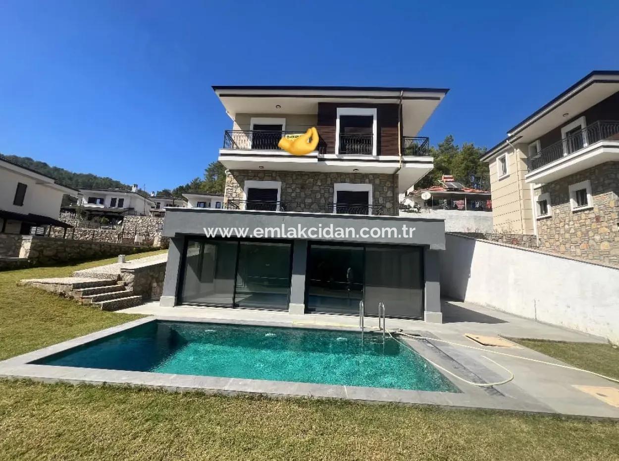 Magnificent Nature View Detached Garden With Parking Pool With Swimming Pool 3 Rooms 4 Bathrooms Ultra Luxury Villa For Sale 3 Floors In A 500M2 Plot