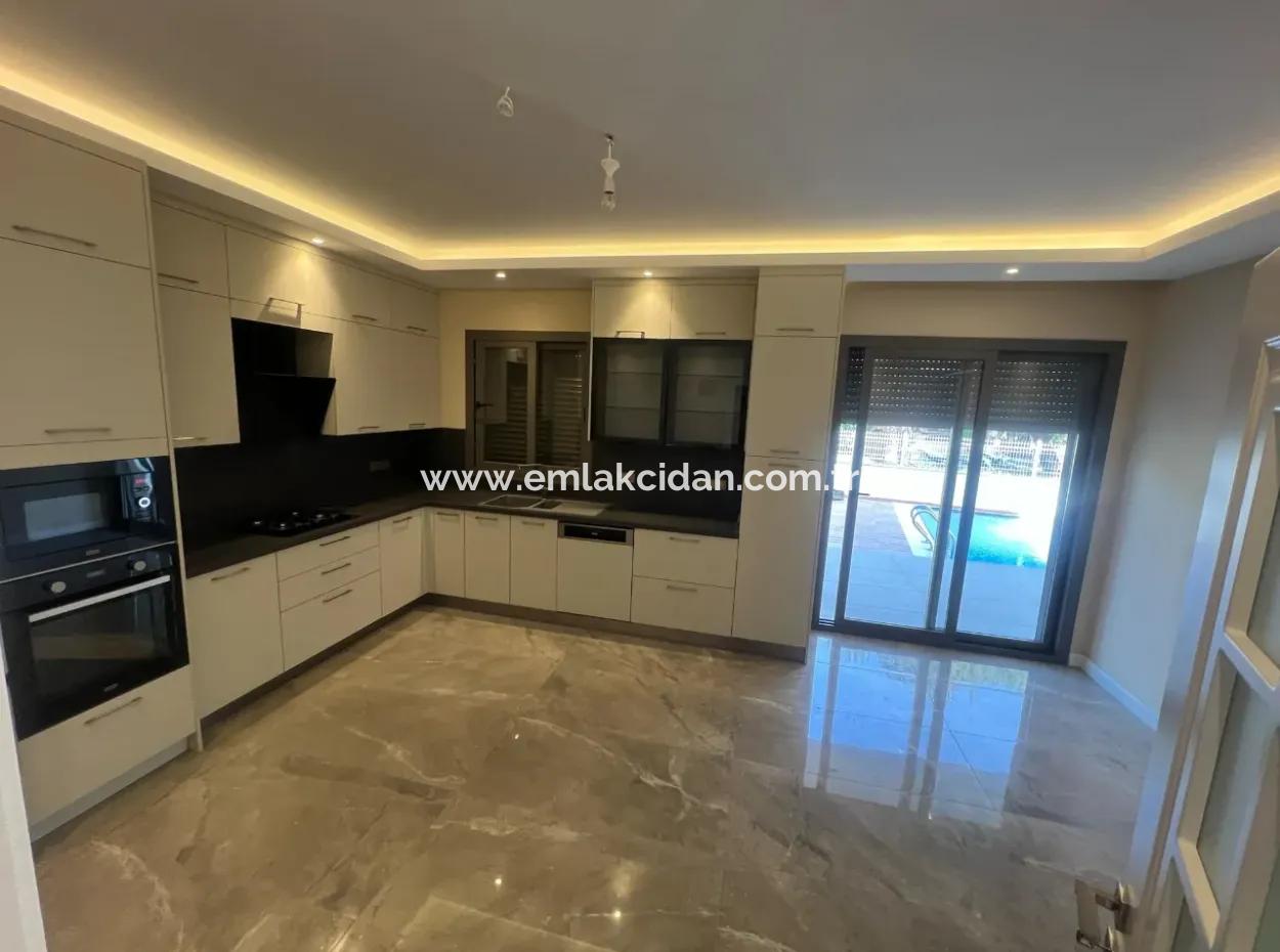 Ultra Luxury Villa For Sale In Icmeler Neighborhood Of Marmaris District, 4 Rooms 4 Bathrooms 240M2 With Swimming Pool In A Fully Detached 450M2 Plot With Forest View