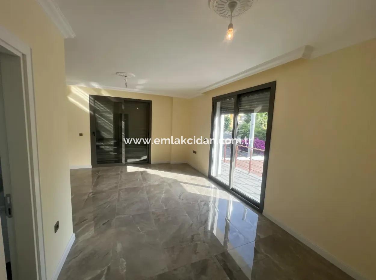 New Building With Detached Swimming Pool Close To The Sea In Icmeler Neighborhood Of Marmaris District 3 Rooms 1 Living Room 3 Bathrooms 200M2 Ultra Luxury Villa For Sale On A Plot Of 350M2