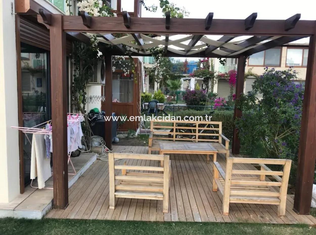 Ground Floor, Private Entrance, In A Complex With A Pool, 5 Minutes From Türkbükü.