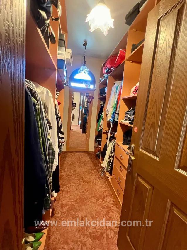 Для продажи Семейный дом 4+2 в Armutalan Marmaris - 970 m²
