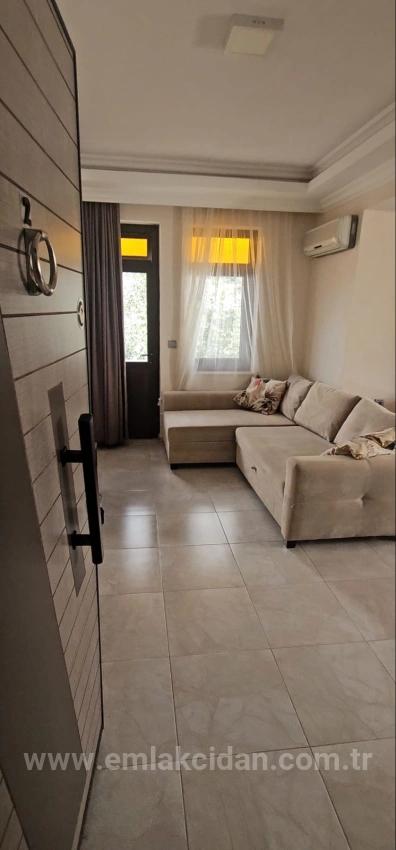 Emlakçıdan Gayrimenkul'den Armutalan Mahallesi 1+1 Eşyalı Kiralık Havuzlu Daire