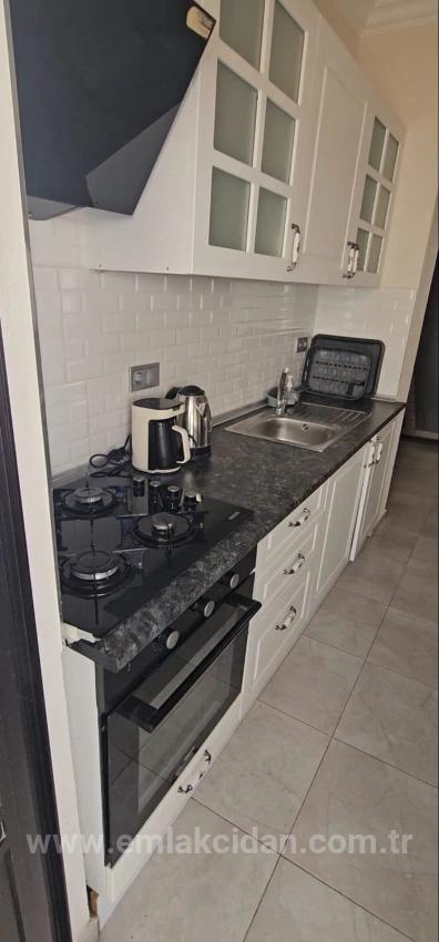 Emlakçıdan Gayrimenkul'den Armutalan Mahallesi 1+1 Eşyalı Kiralık Havuzlu Daire