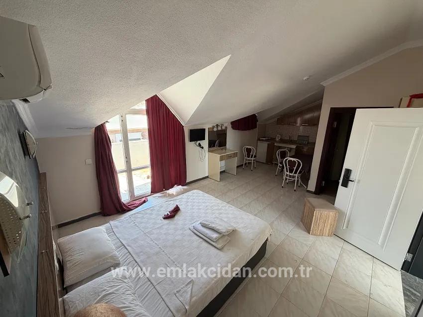 Marmaris Kemeraltı Mah. Kiralık 1+0 Daire - 45 m²