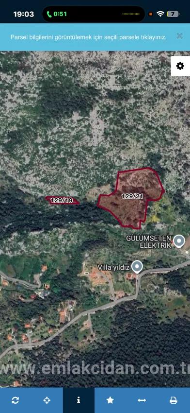 Çiftlik köyü yol Üzerinde 2500 m2 satılık gayrimenkul