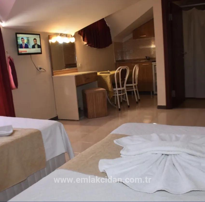 Marmaris merkezinde satılık 41 odalı apart otel