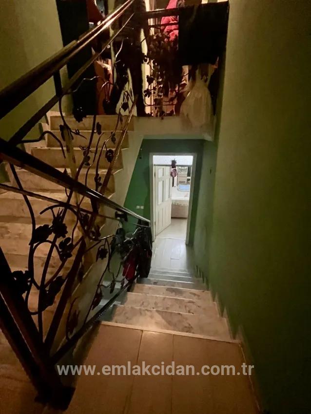 Marmaris orman teknikerleri sitesinde satılık 3+2 villa
