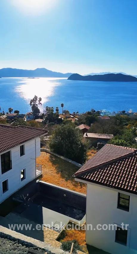 Marmaris Söğüt köyünde muhteşem Symi manzaralı Özel malikane