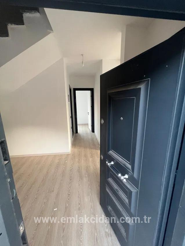 Marmaris Bozburun mahallesinde muhteşem deniz manzaralı 4+1 sıfır 170 m2 satılık villa