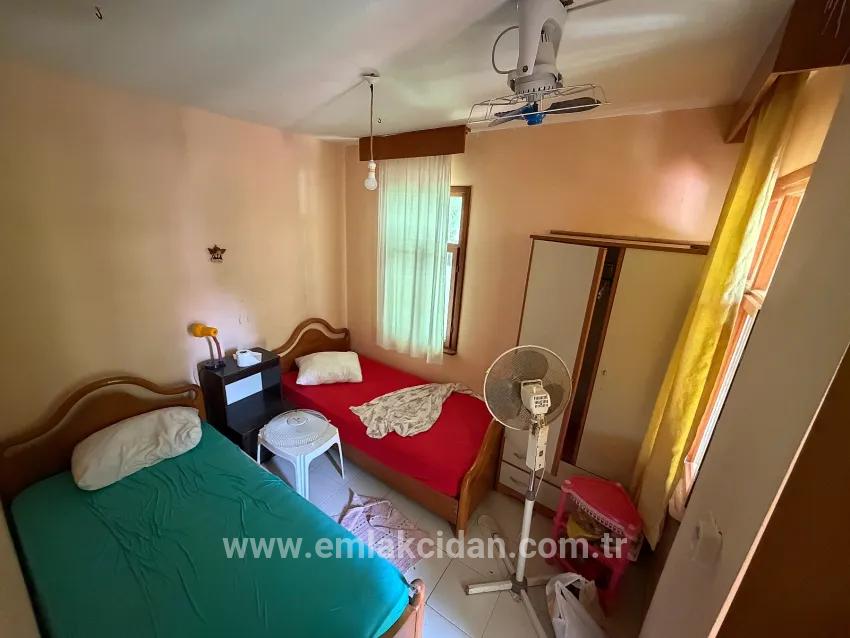 Bencik köyünde yeşil deniz sitesinde satılık villa